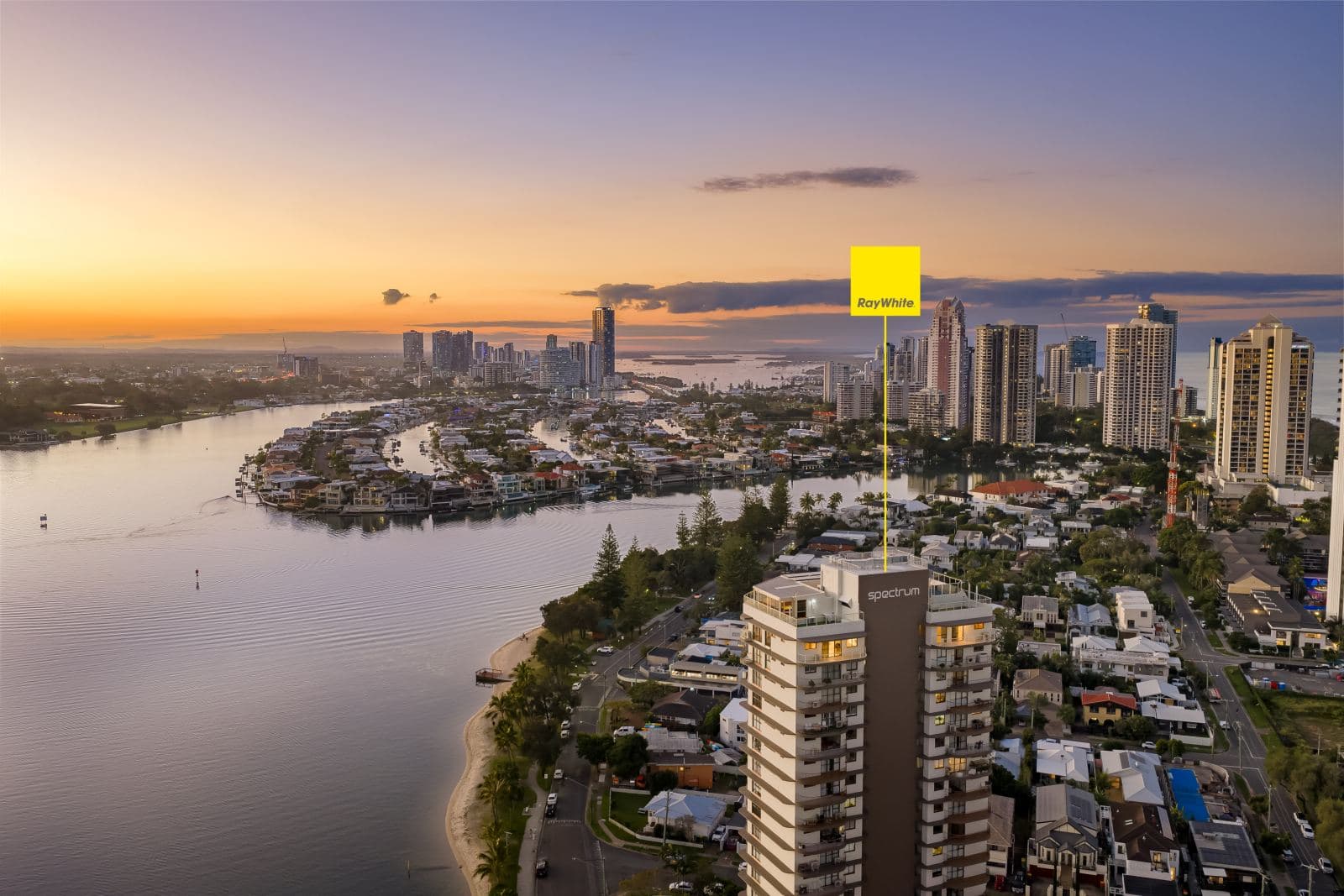 Surfers Paradise, QLD